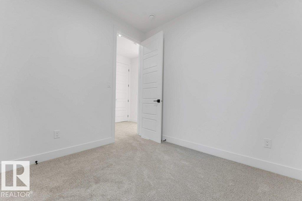 8416 226 St Nw Property Photo 27