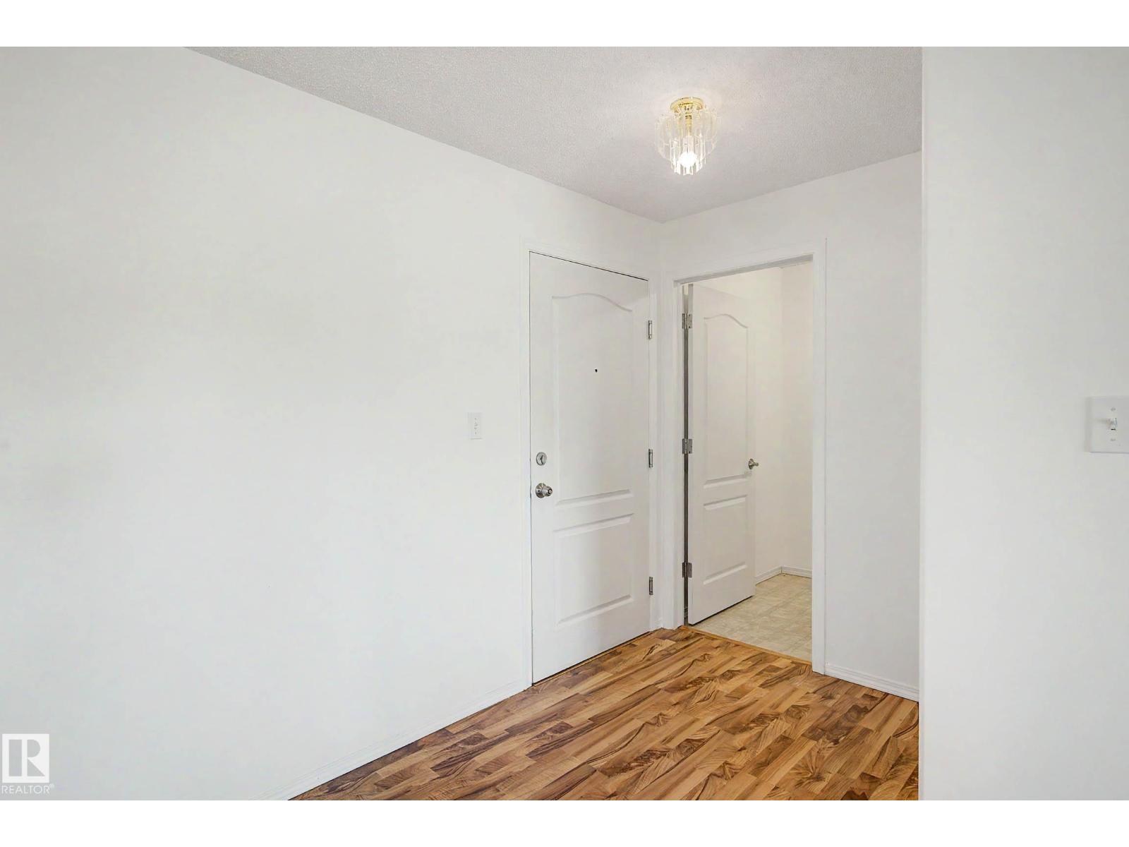 #203 8119 112 Av Nw Property Photo 5