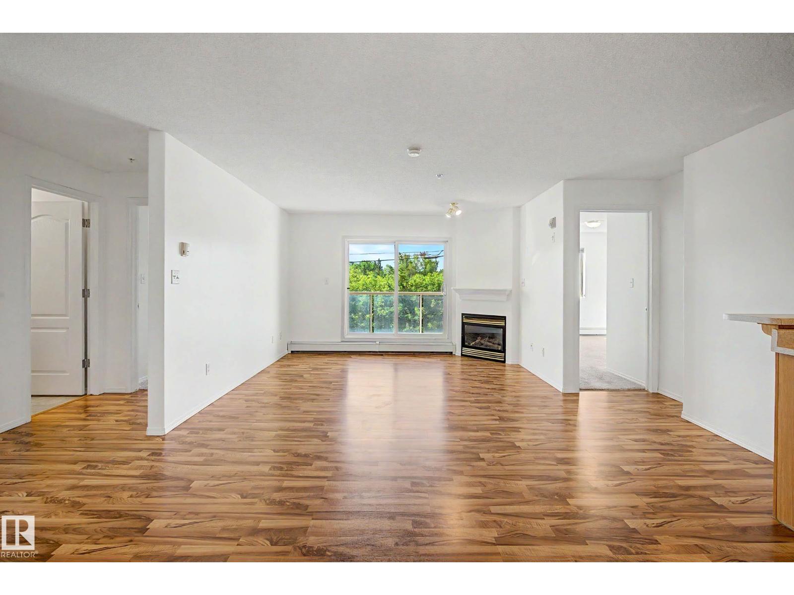 #203 8119 112 Av Nw Property Photo 16