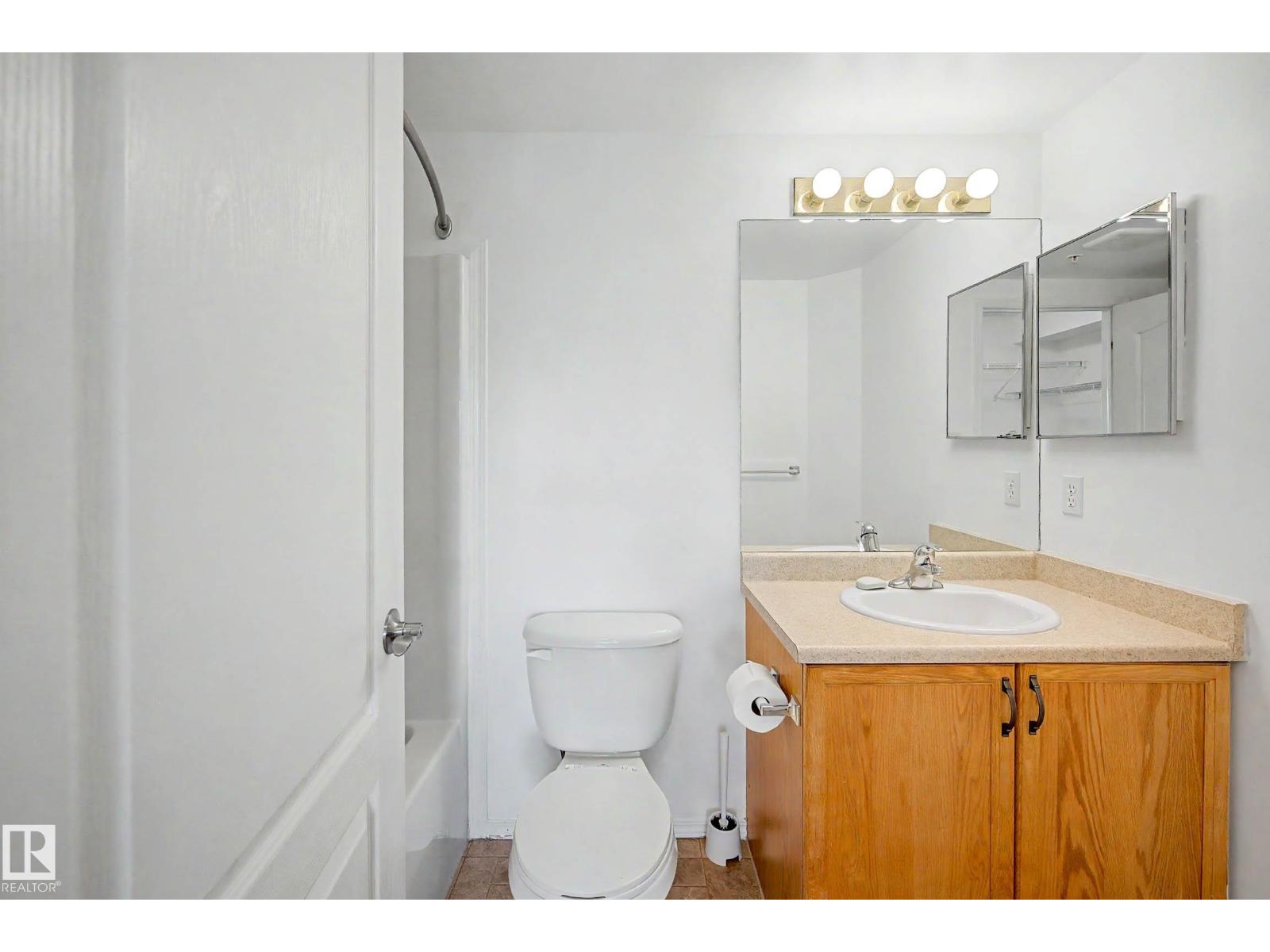 #203 8119 112 Av Nw Property Photo 25