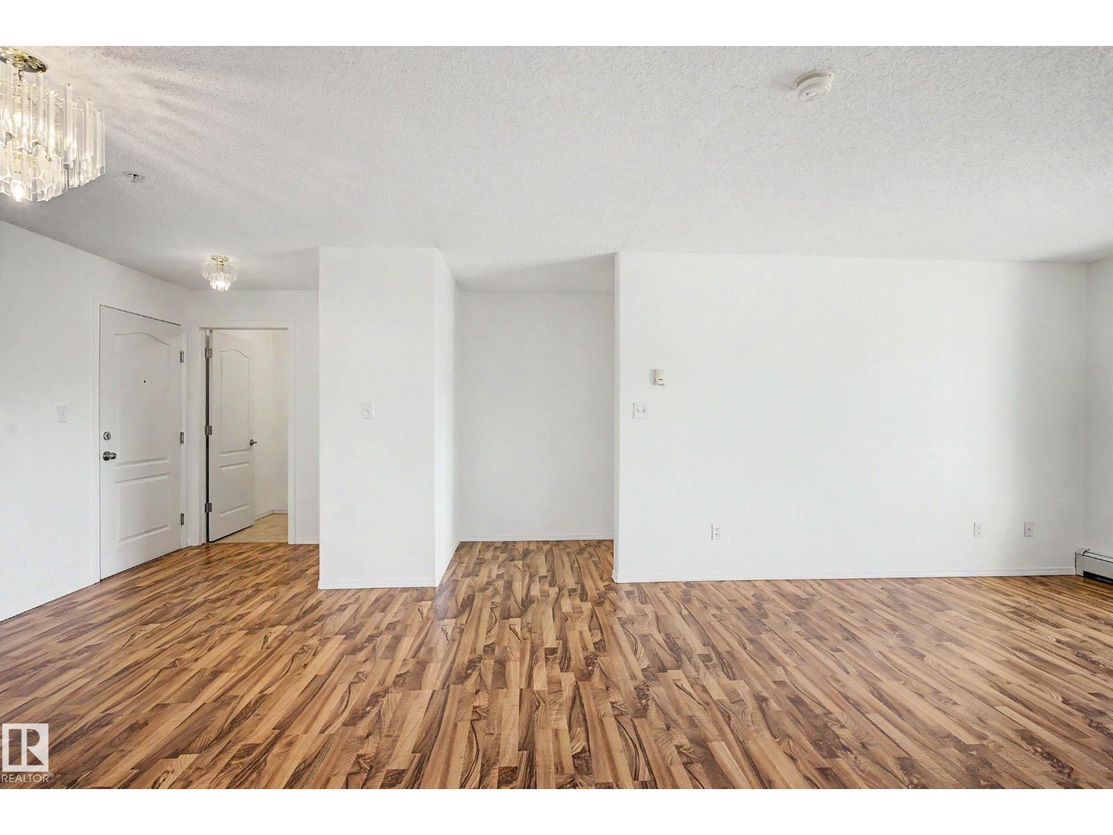 #203 8119 112 Av Nw Property Photo 26