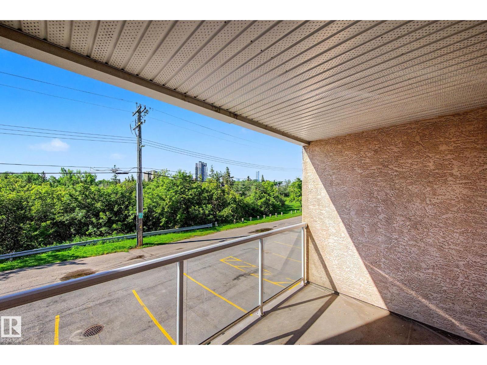 #203 8119 112 Av Nw Property Photo 32