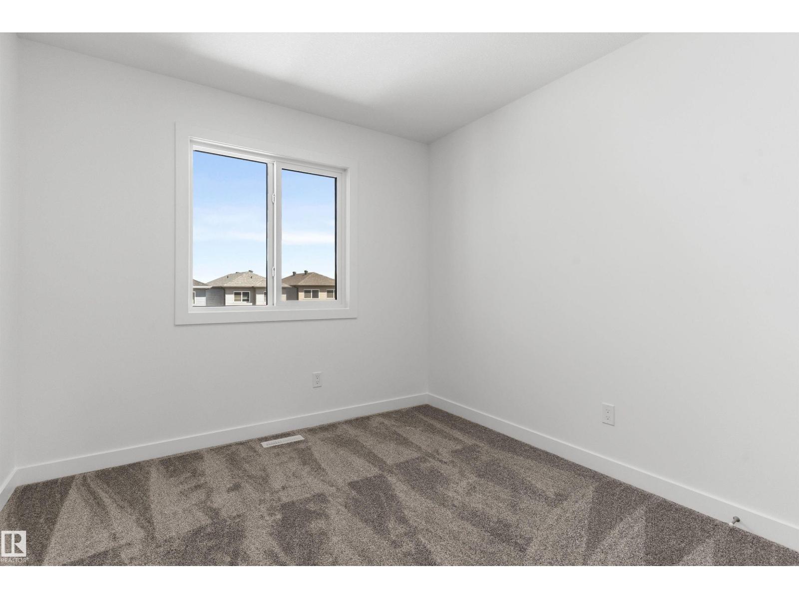 1056 14 Av Nw Property Photo 29