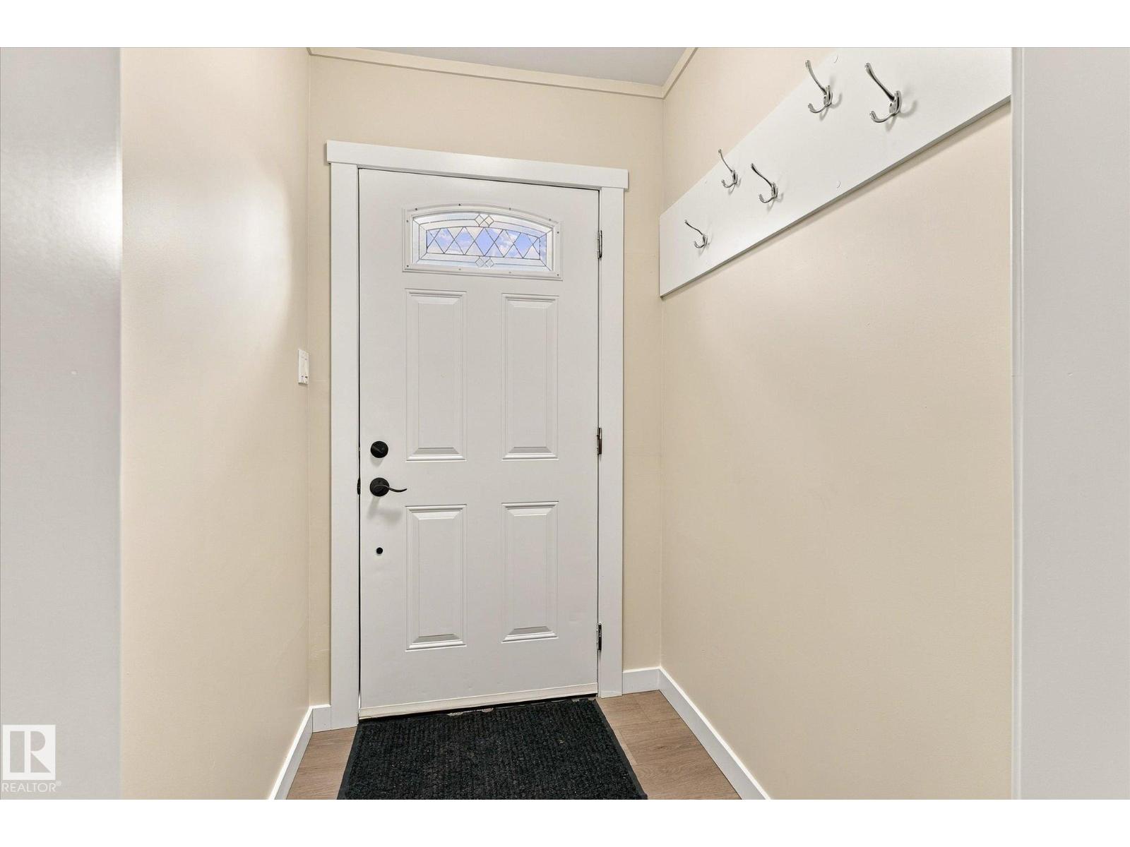 8742 151 St Nw Property Photo 8