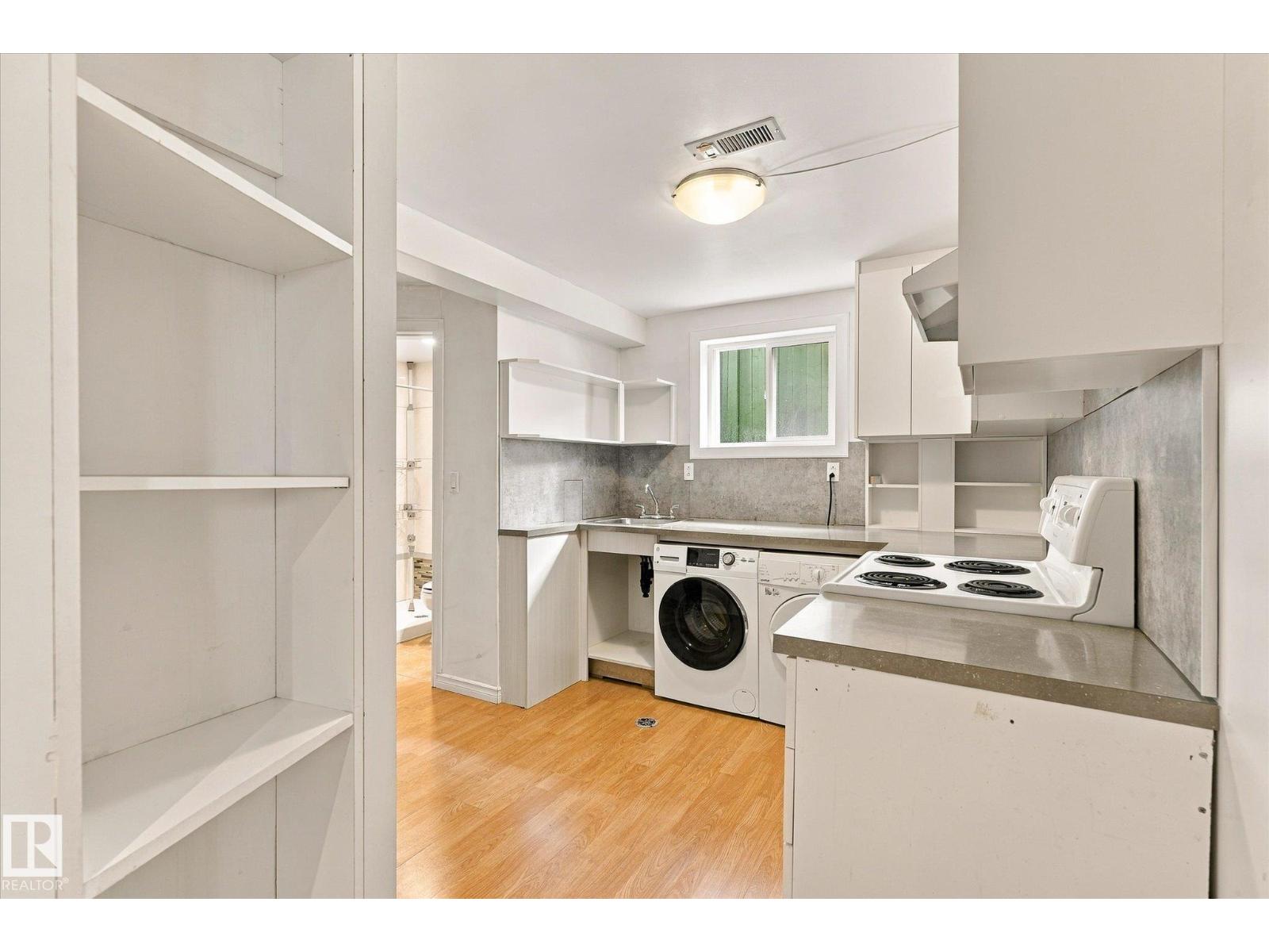 8742 151 St Nw Property Photo 33