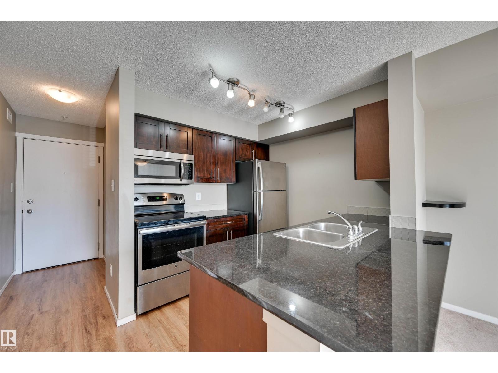 #319 18126 77 St Nw Property Photo 3