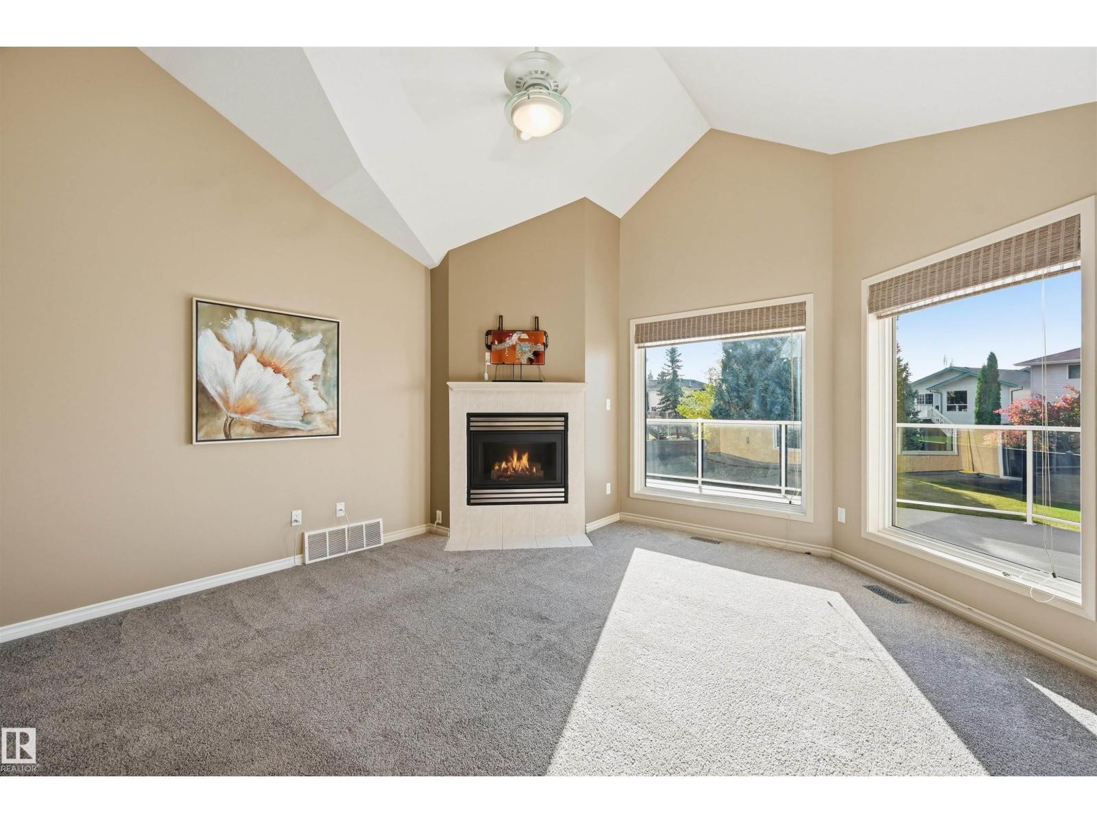 #5 11809 9b Av Nw Property Photo 6