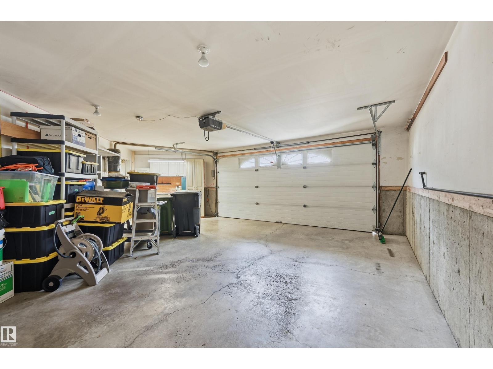 #5 11809 9b Av Nw Property Photo 44