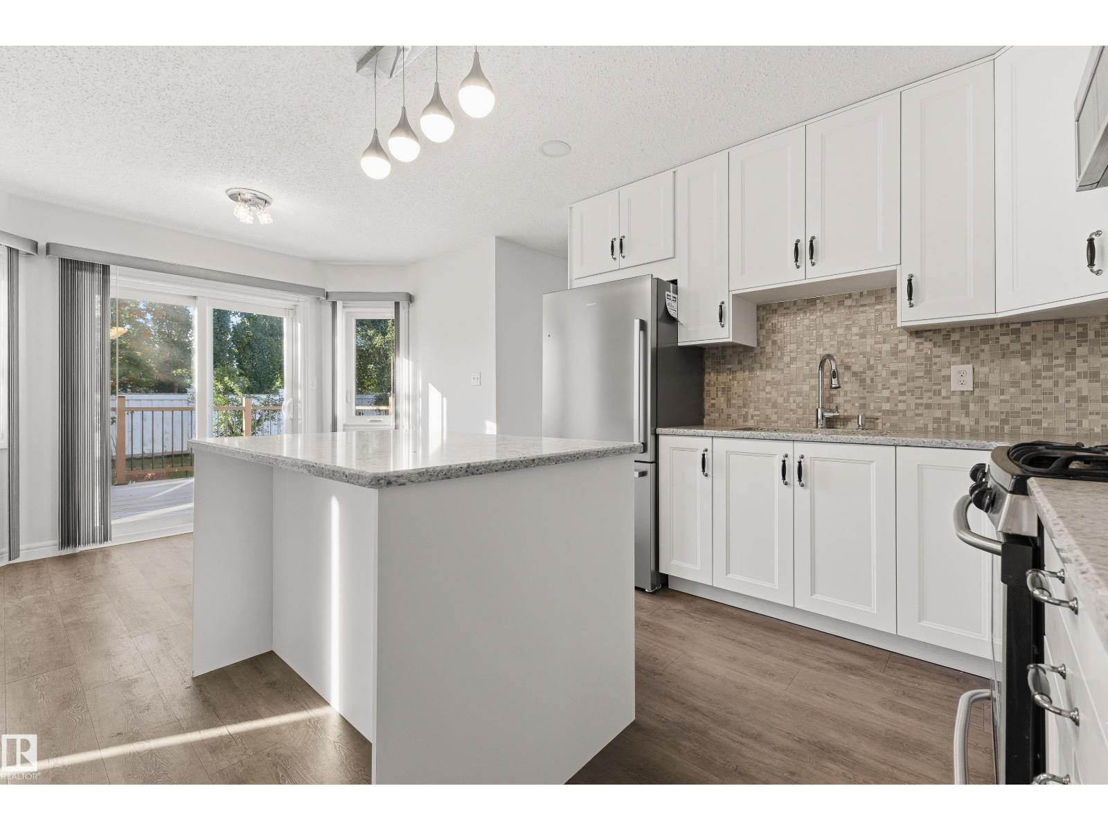18907 90 Av Nw Nw Property Photo 9