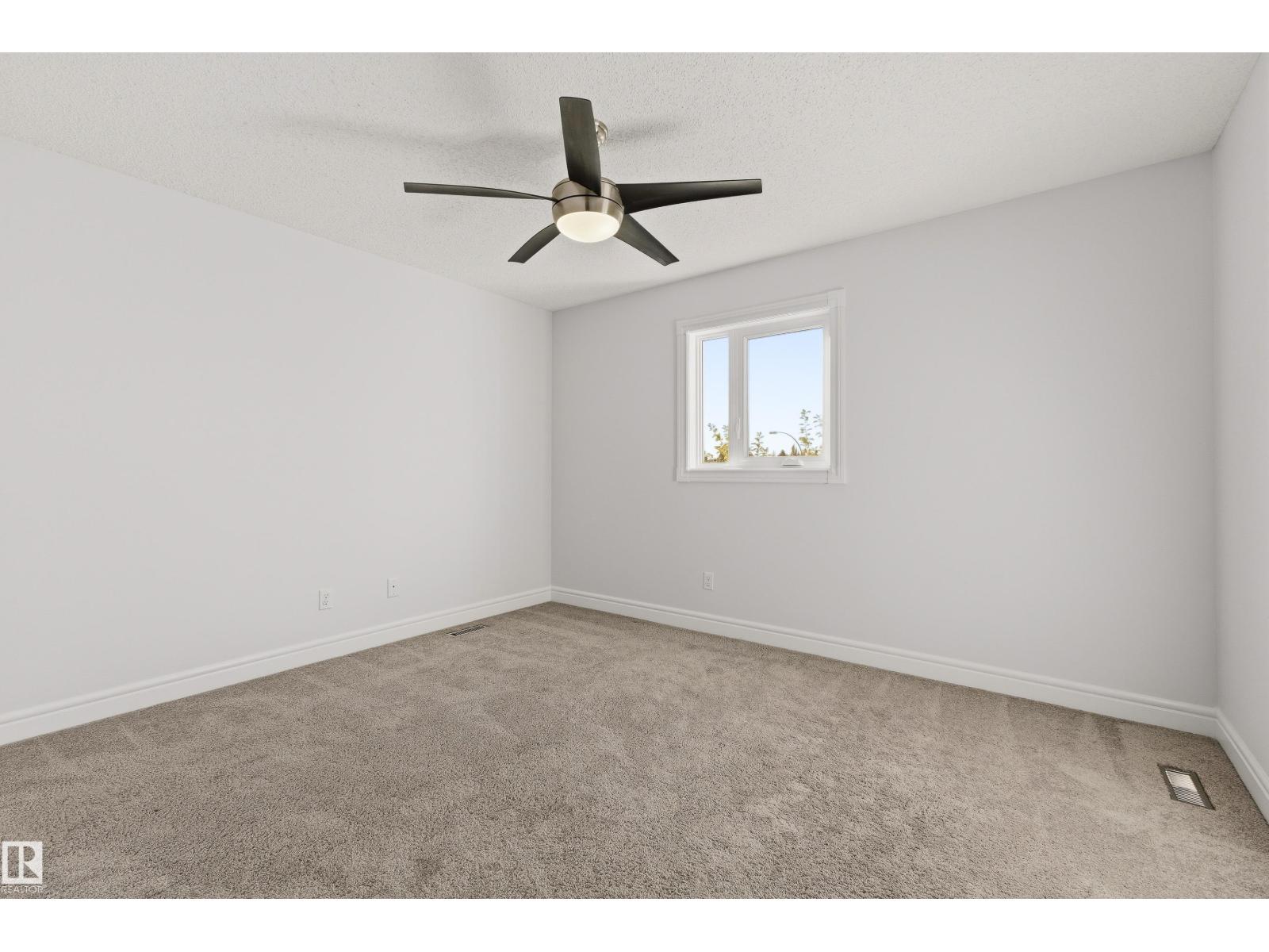 18907 90 Av Nw Nw Property Photo 17