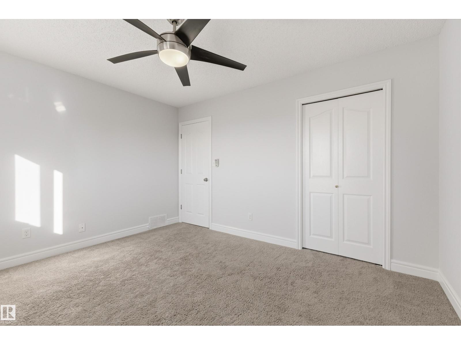 18907 90 Av Nw Nw Property Photo 18