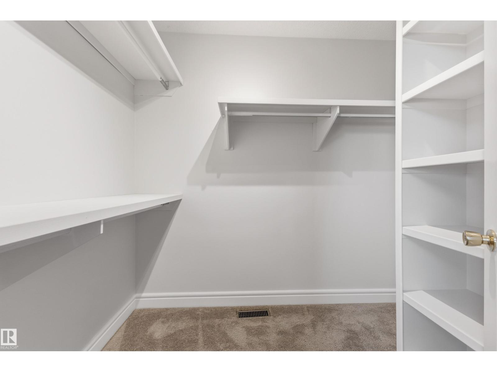 18907 90 Av Nw Nw Property Photo 25