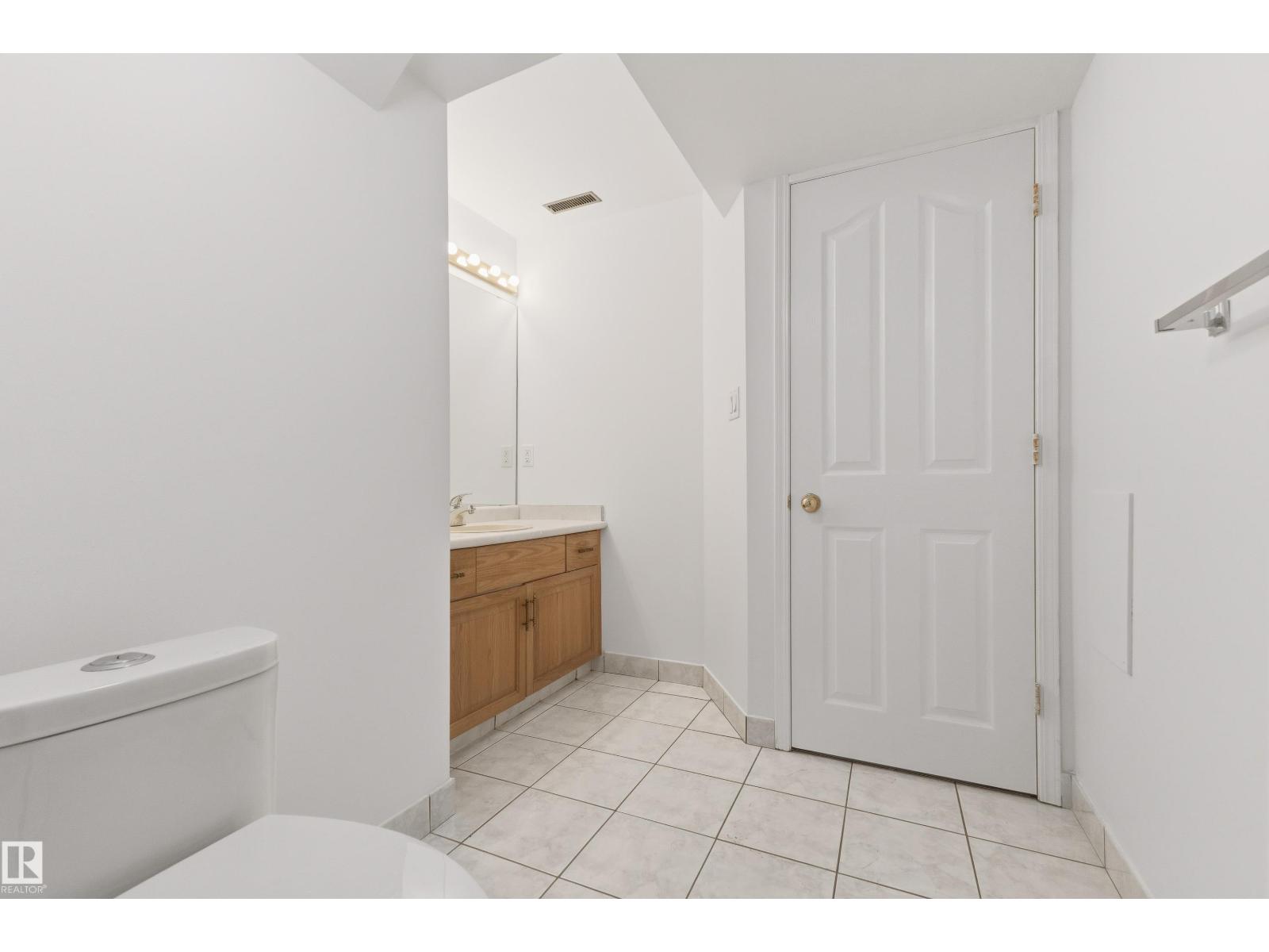 18907 90 Av Nw Nw Property Photo 30