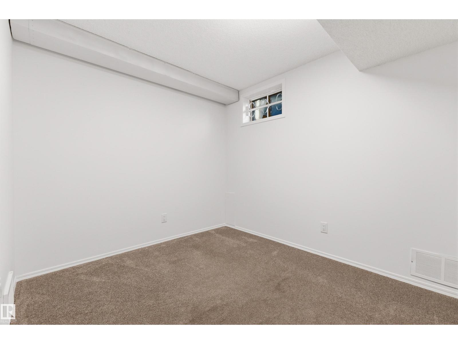 18907 90 Av Nw Nw Property Photo 33
