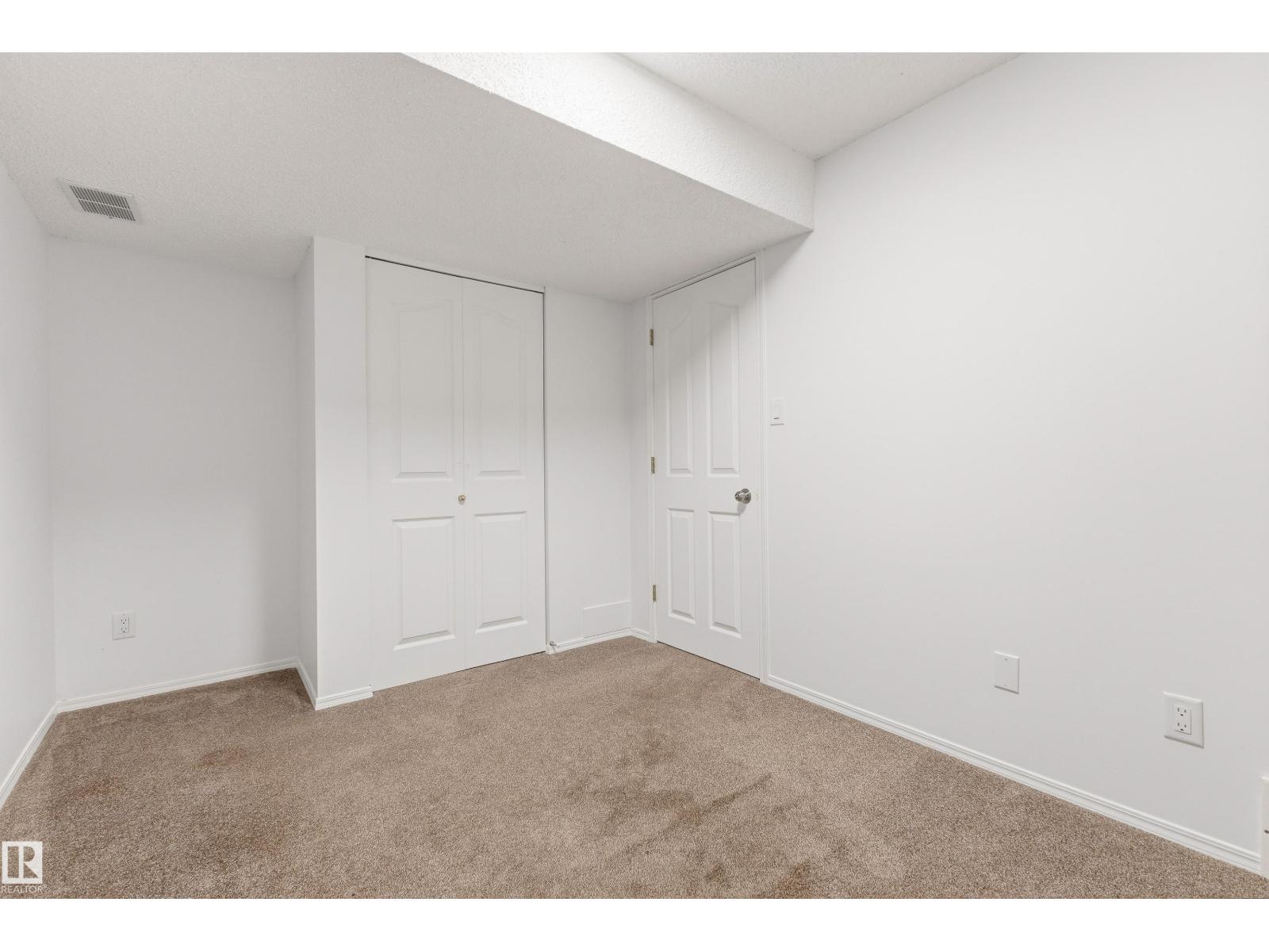 18907 90 Av Nw Nw Property Photo 34