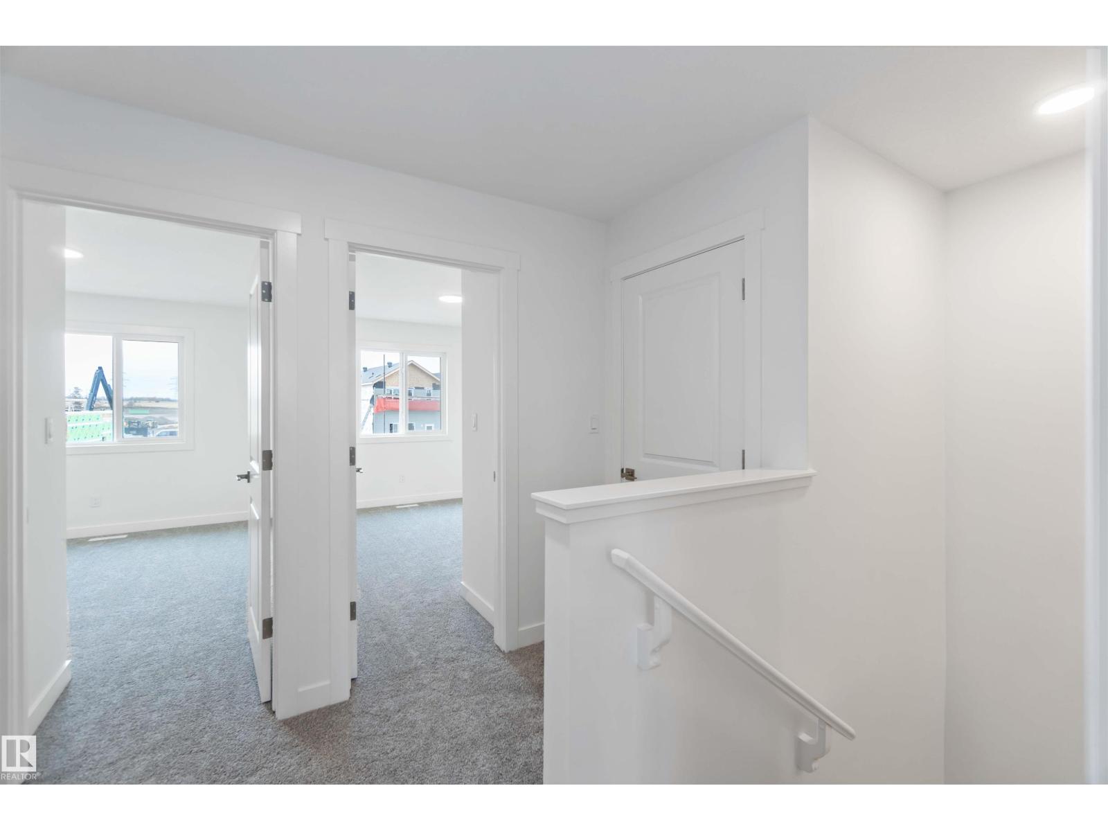1013 Aster Bv Nw Property Photo 24