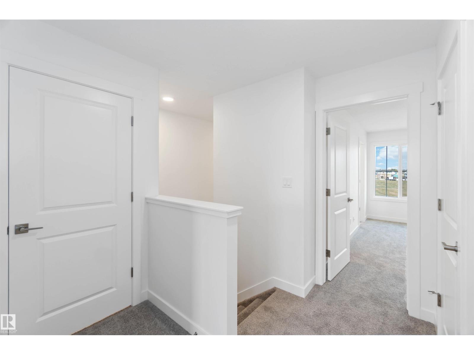 1013 Aster Bv Nw Property Photo 25