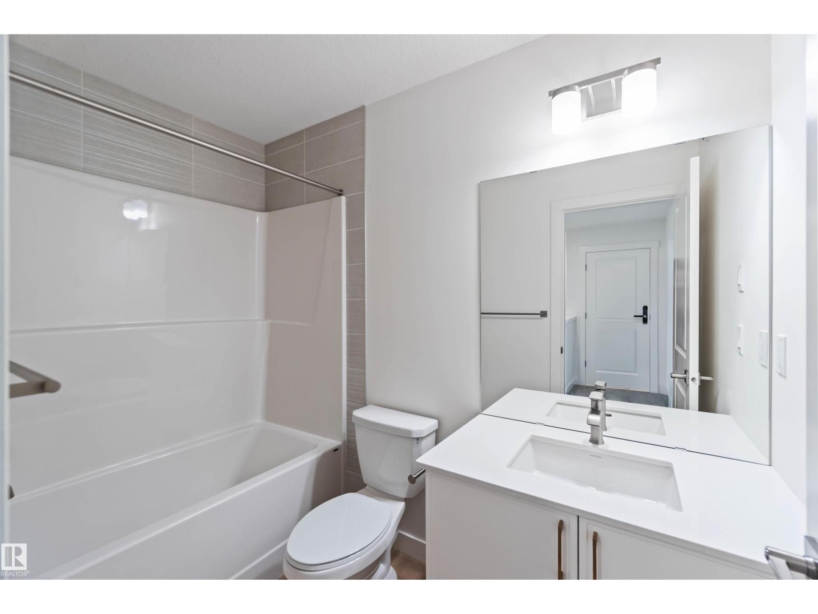 1013 Aster Bv Nw Property Photo 28