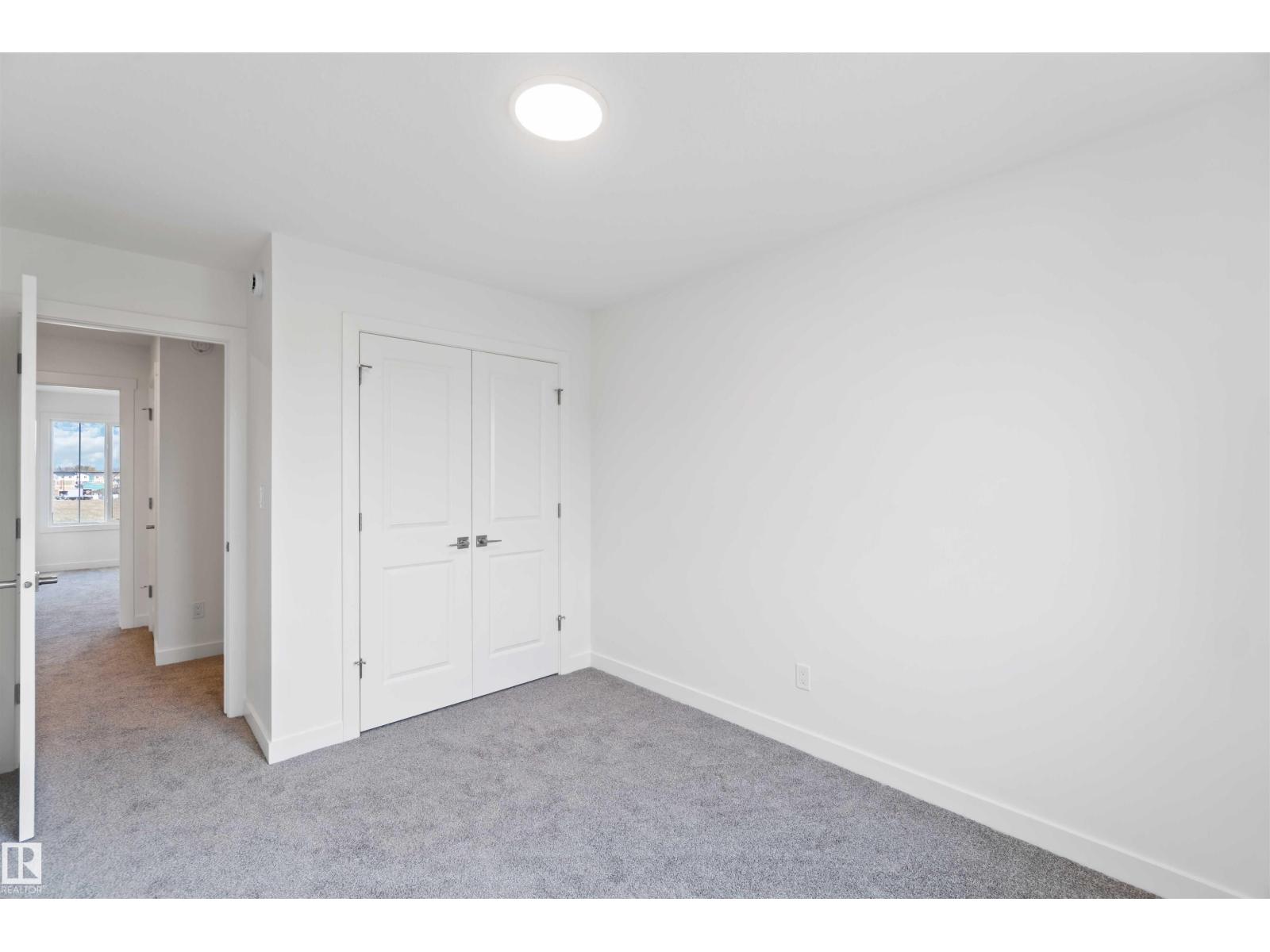 1013 Aster Bv Nw Property Photo 33