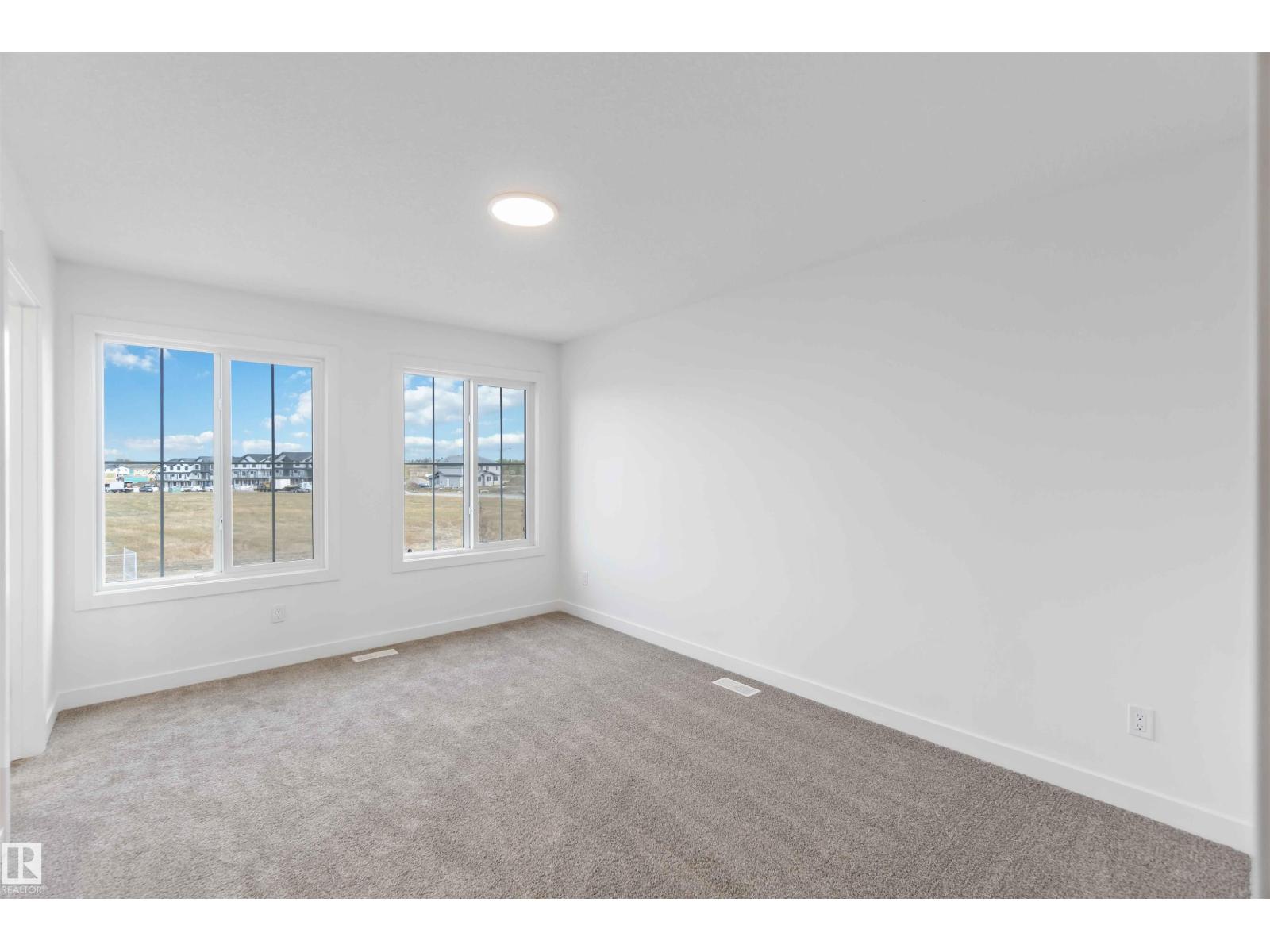 1013 Aster Bv Nw Property Photo 34