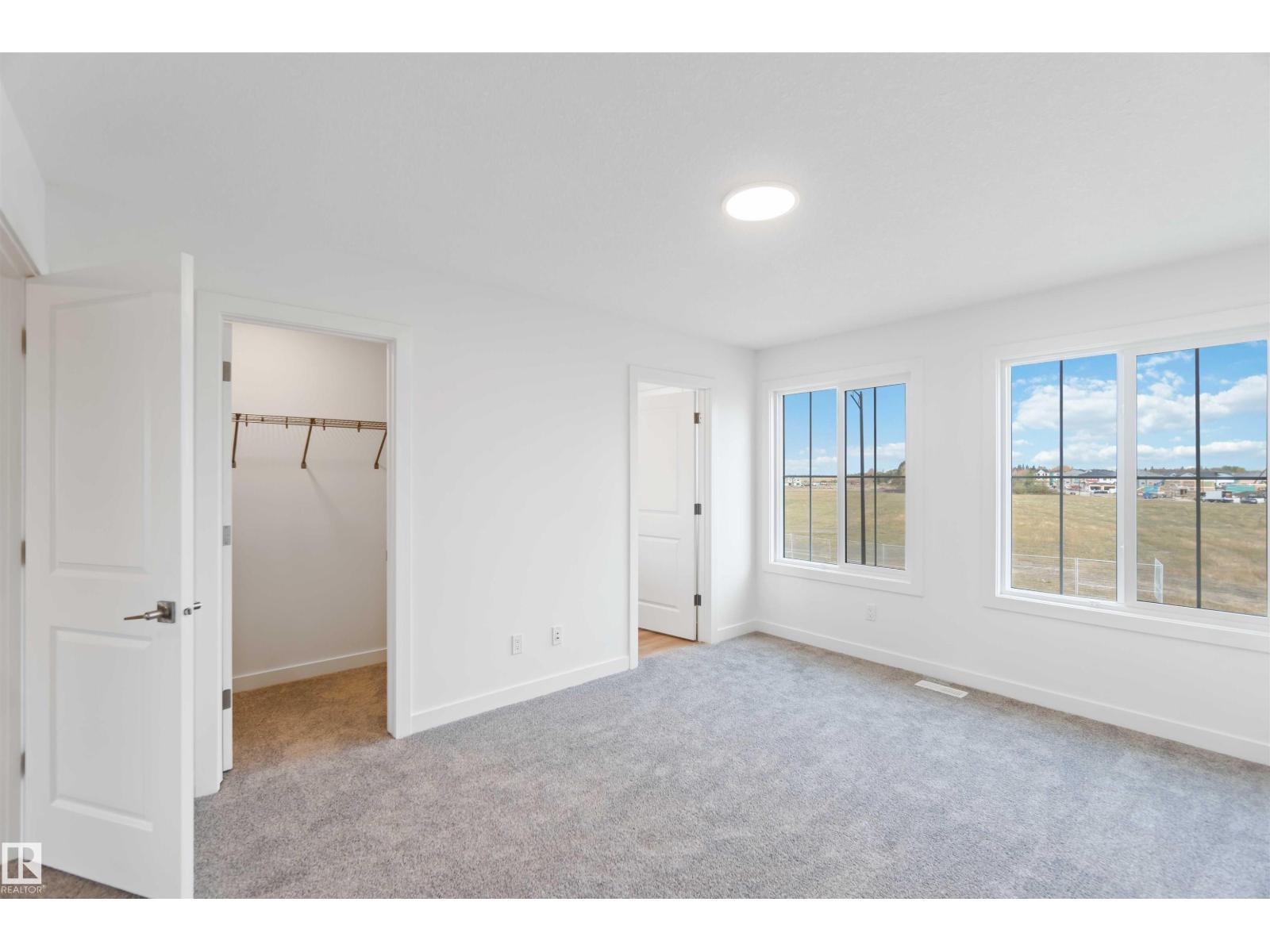 1013 Aster Bv Nw Property Photo 36