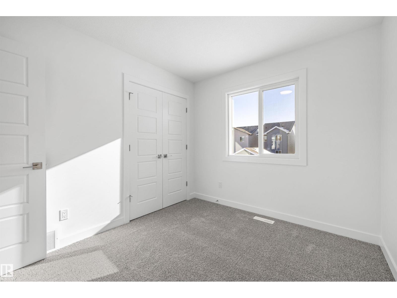 20715 43 Av Nw Property Photo 29