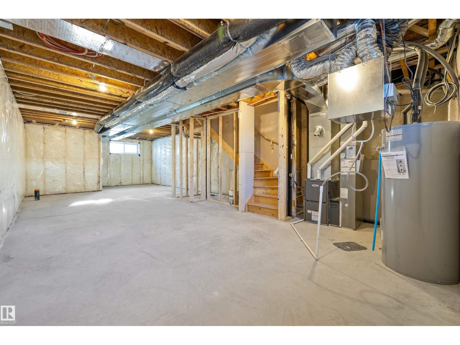 20715 43 Av Nw Property Photo 43