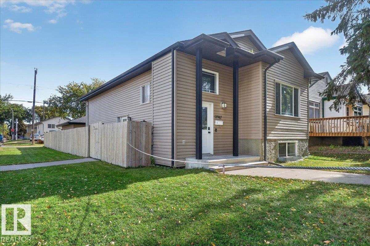 11947 67 St Nw Property Photo 4