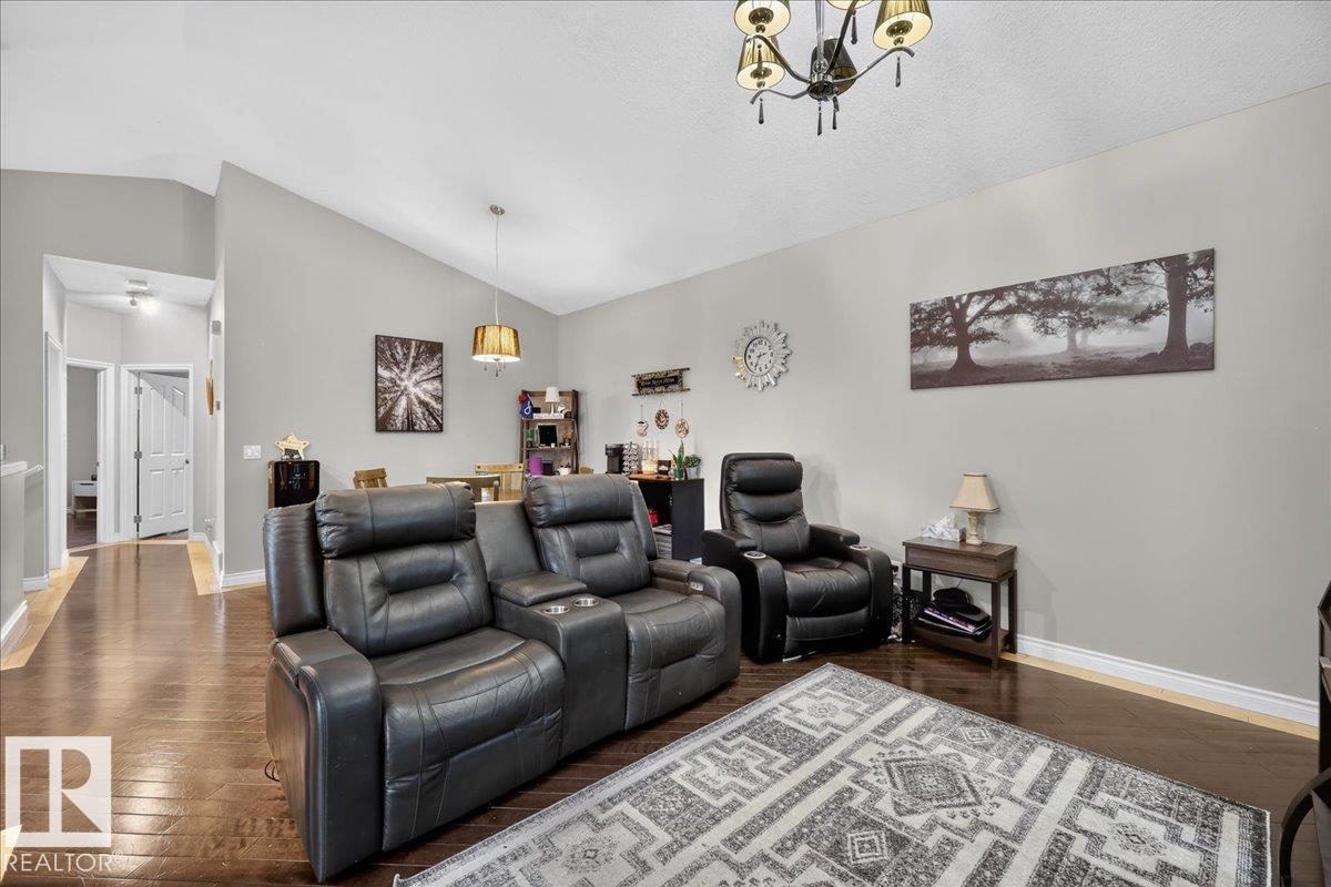 11947 67 St Nw Property Photo 10