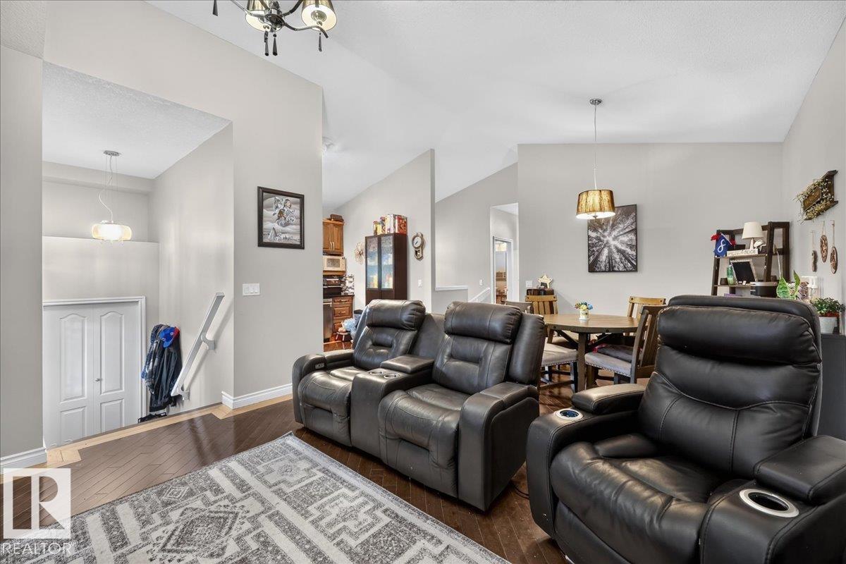 11947 67 St Nw Property Photo 11