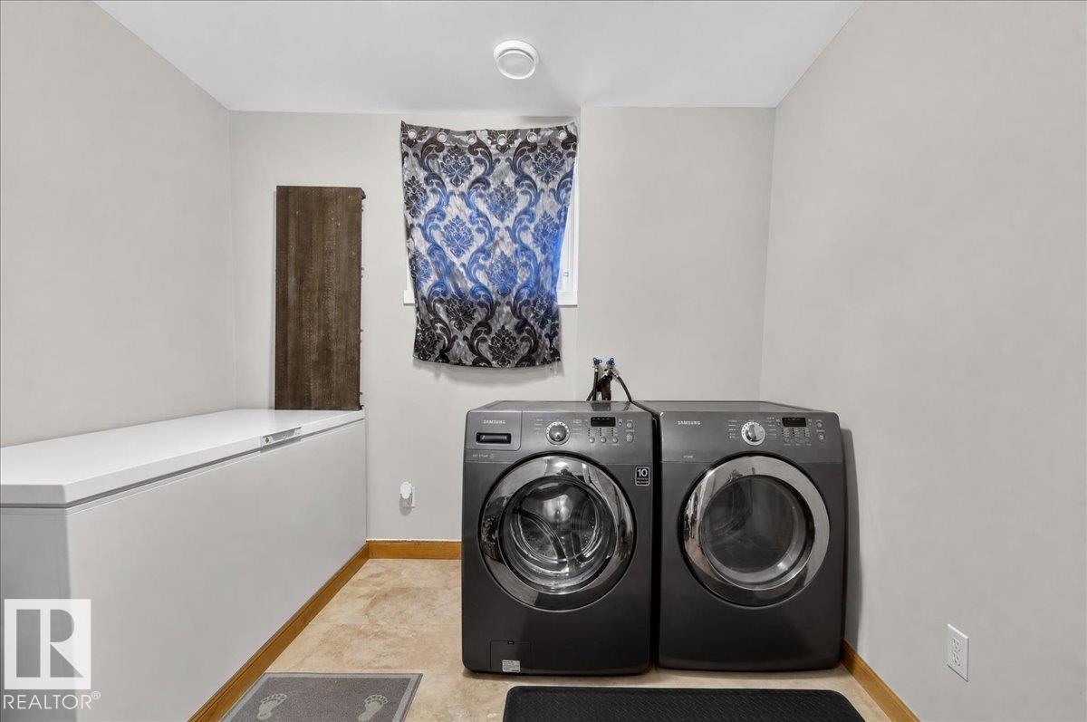 11947 67 St Nw Property Photo 31