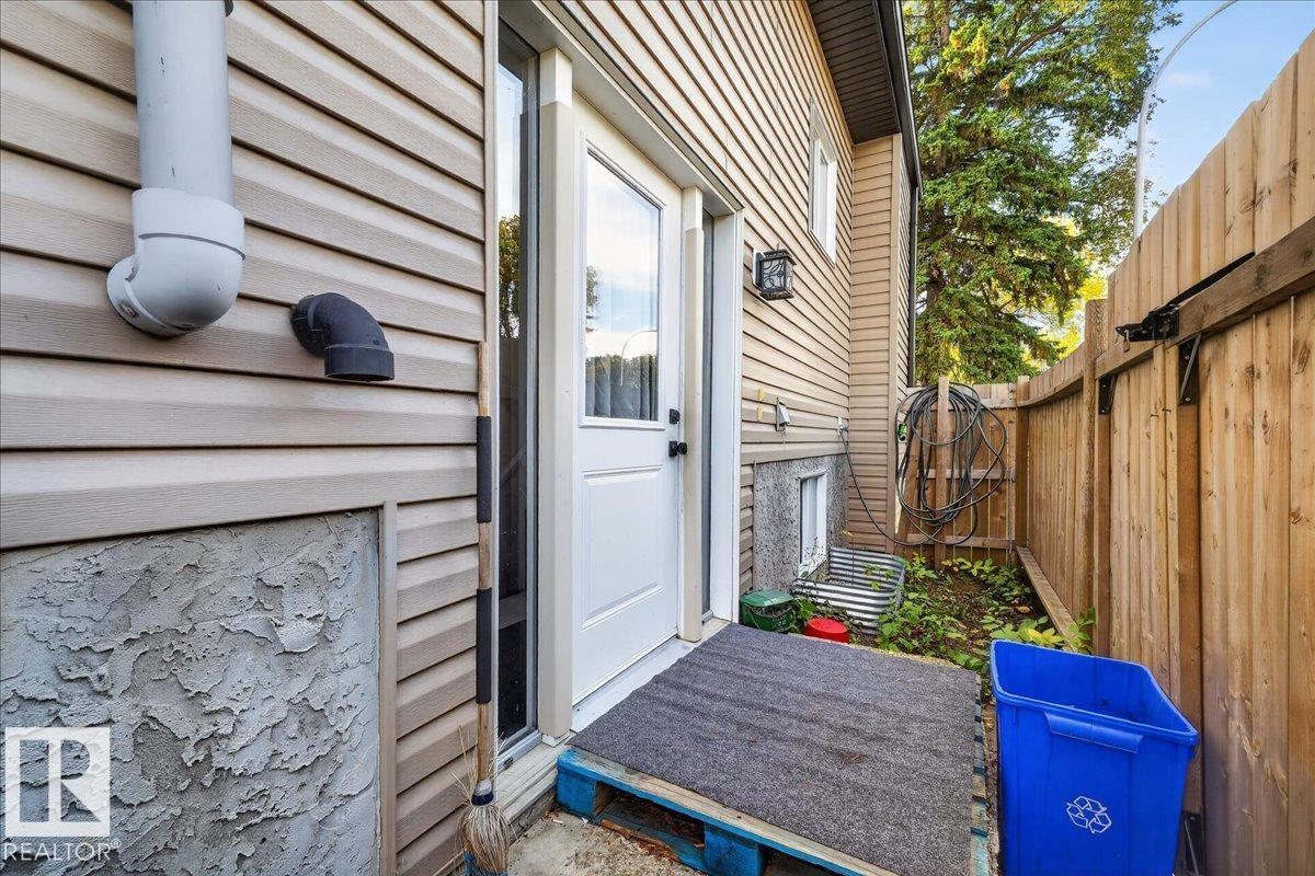 11947 67 St Nw Property Photo 44