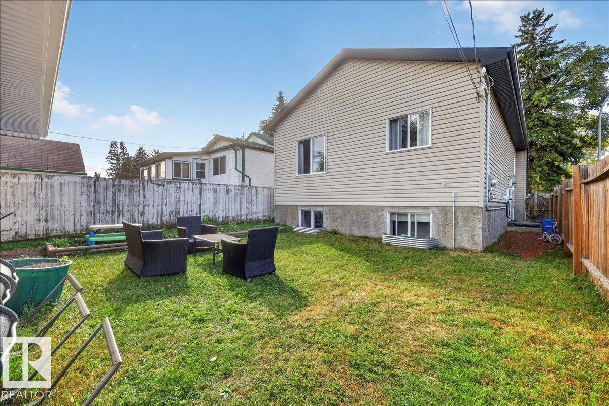 11947 67 St Nw Property Photo 49