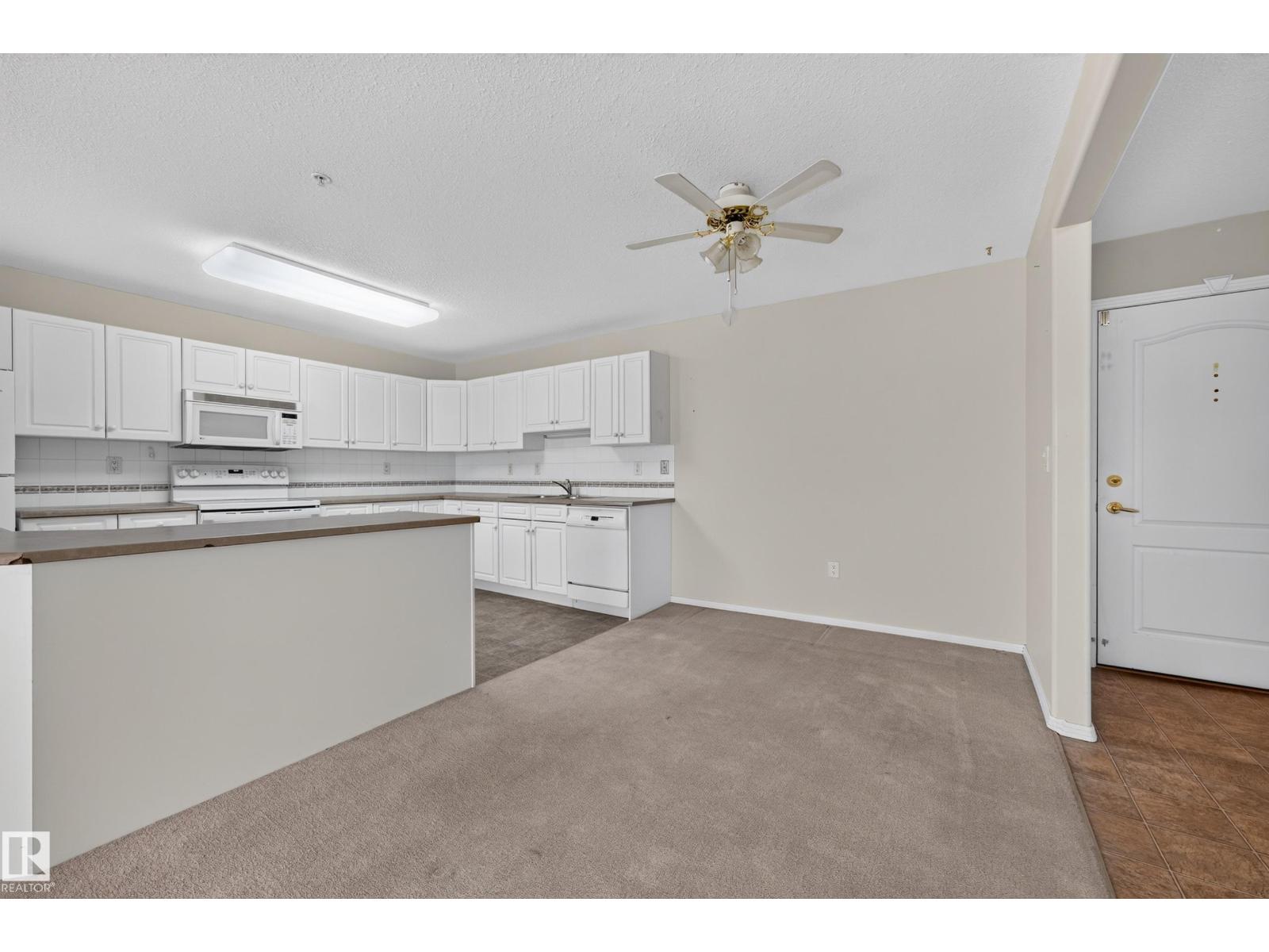 #306 8922 156 St Nw Property Photo 13