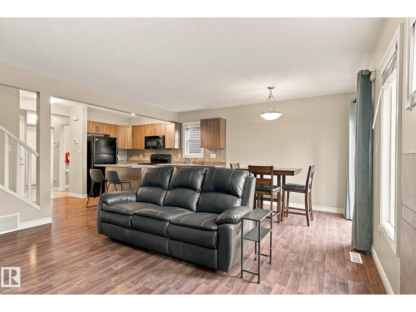 #27 85 Spruce Village Dr Property Photo 9