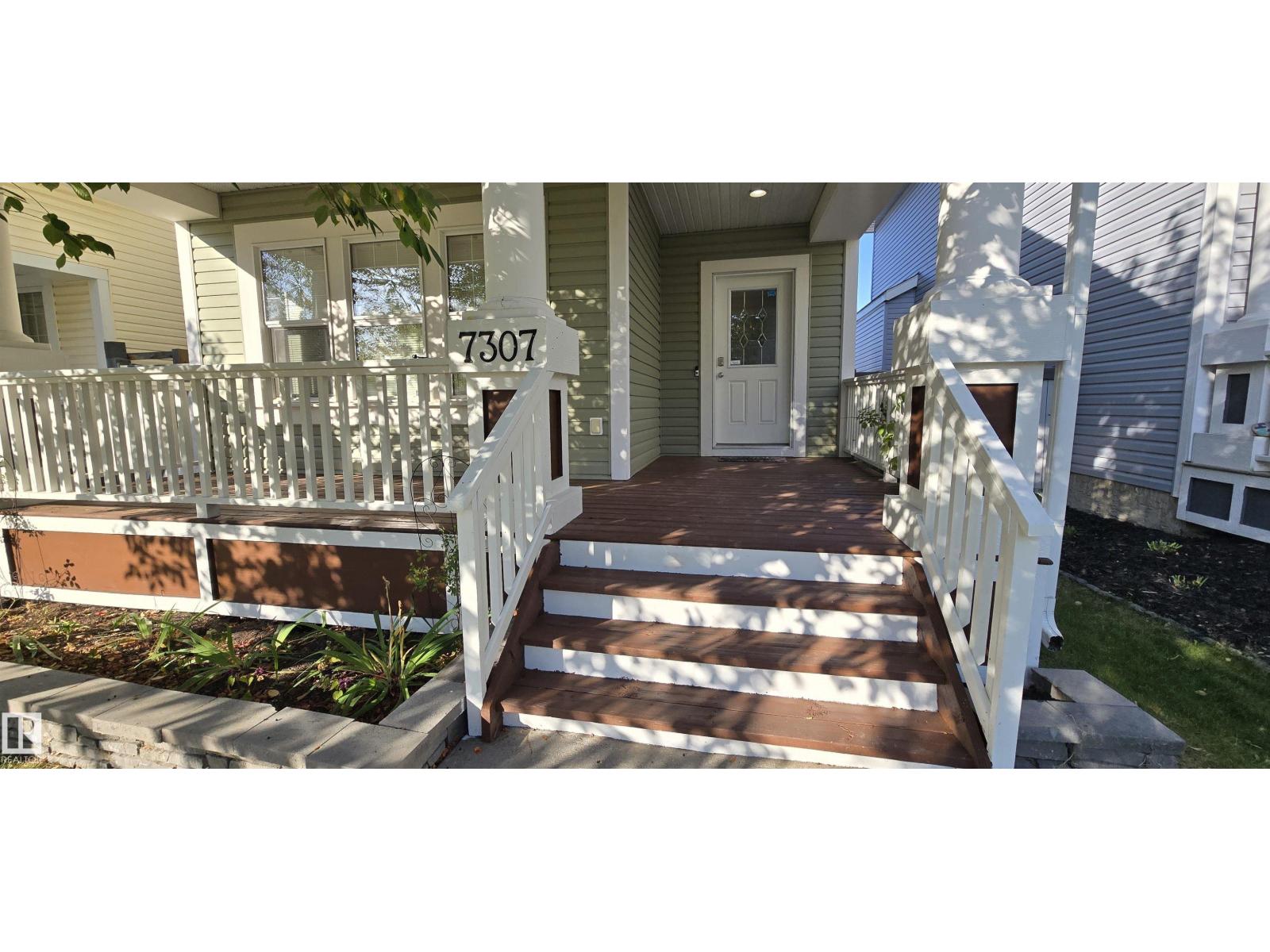 7307 14a Av Sw Property Photo 2