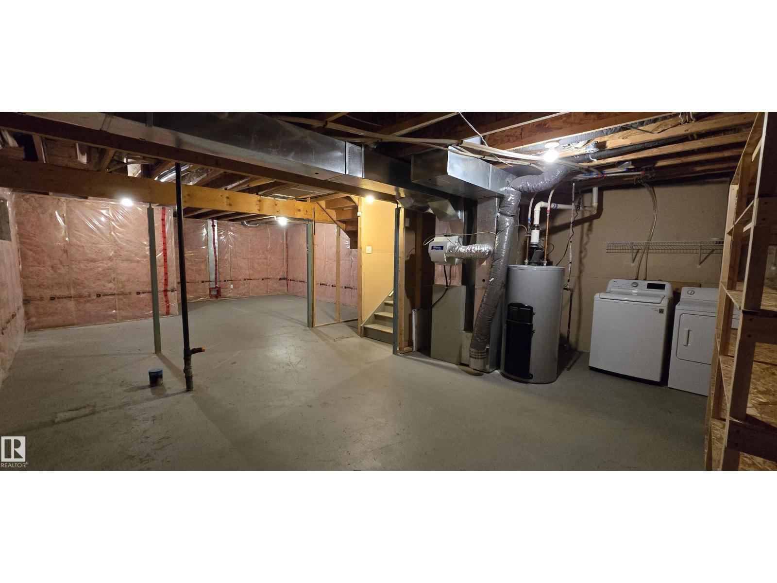 7307 14a Av Sw Property Photo 32