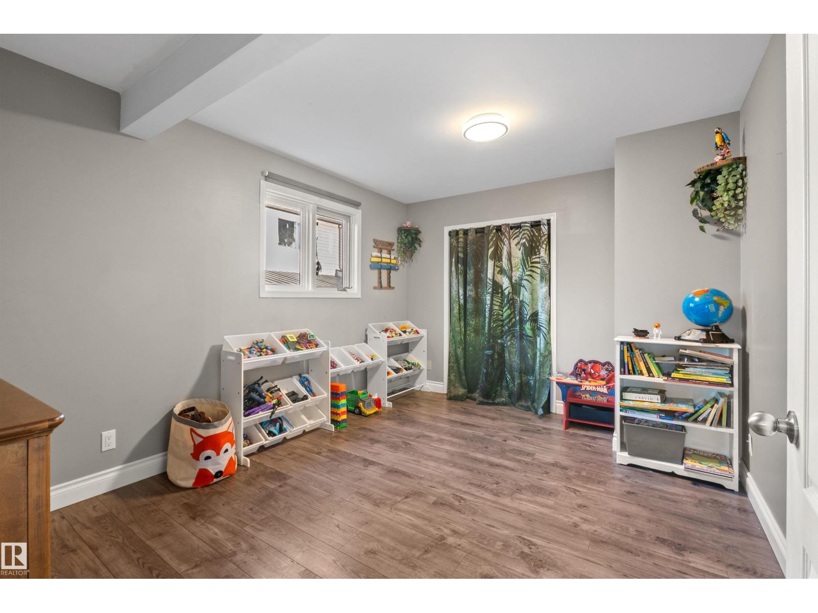 17 Donlevy Pl Property Photo 27