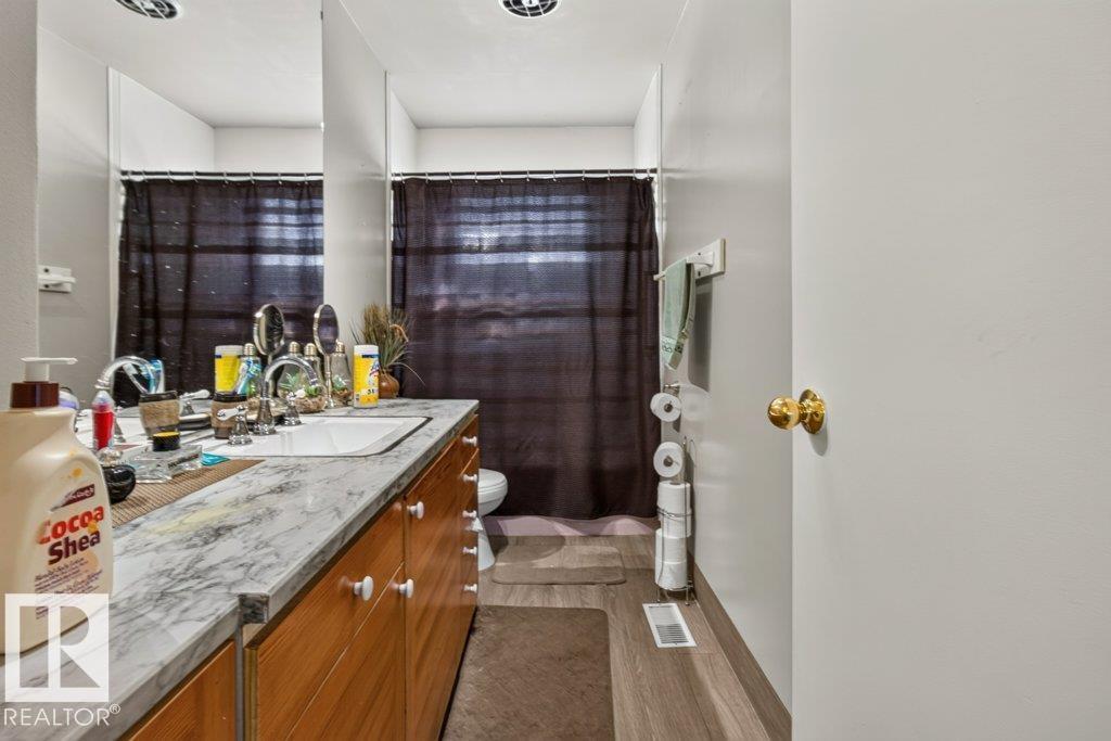 3829 110 Av Nw Property Photo 11