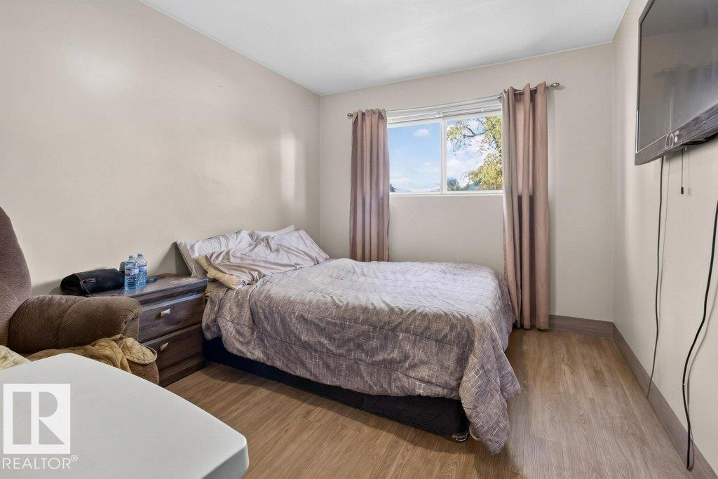 3829 110 Av Nw Property Photo 15