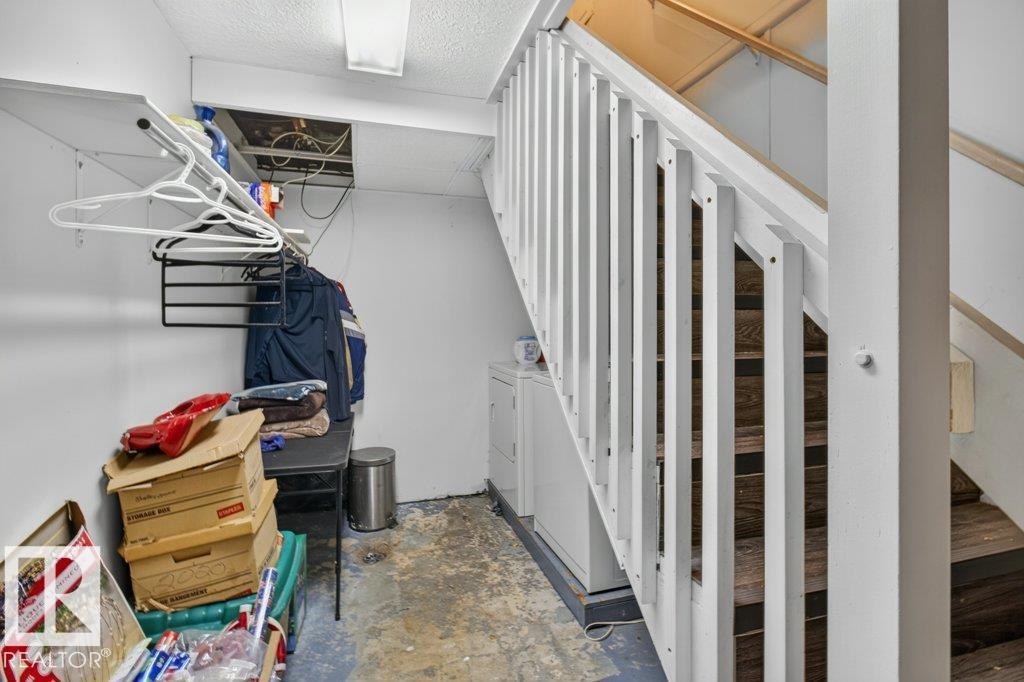 3829 110 Av Nw Property Photo 29