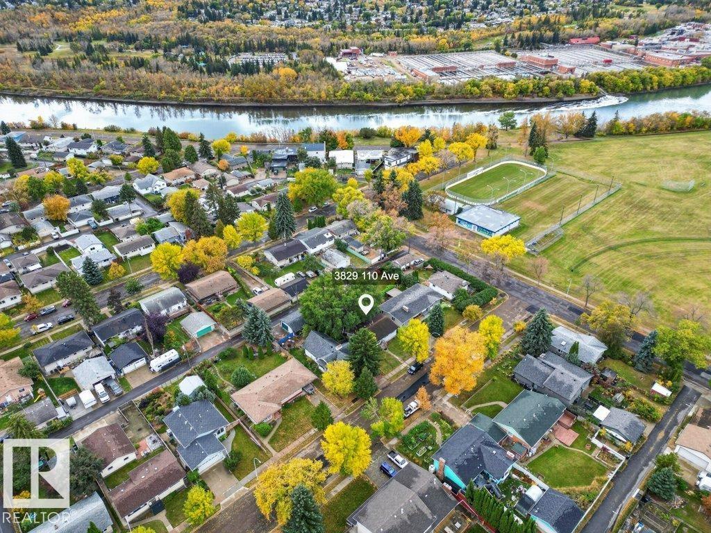 3829 110 Av Nw Property Photo 47