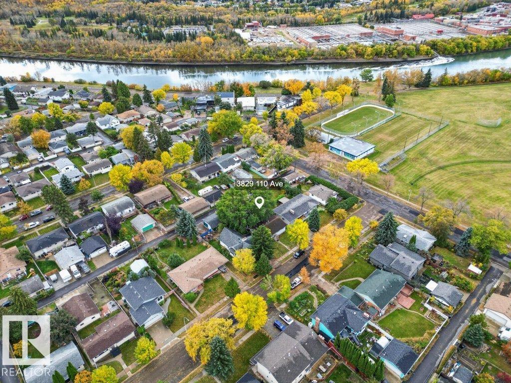 3829 110 Av Nw Property Photo 48