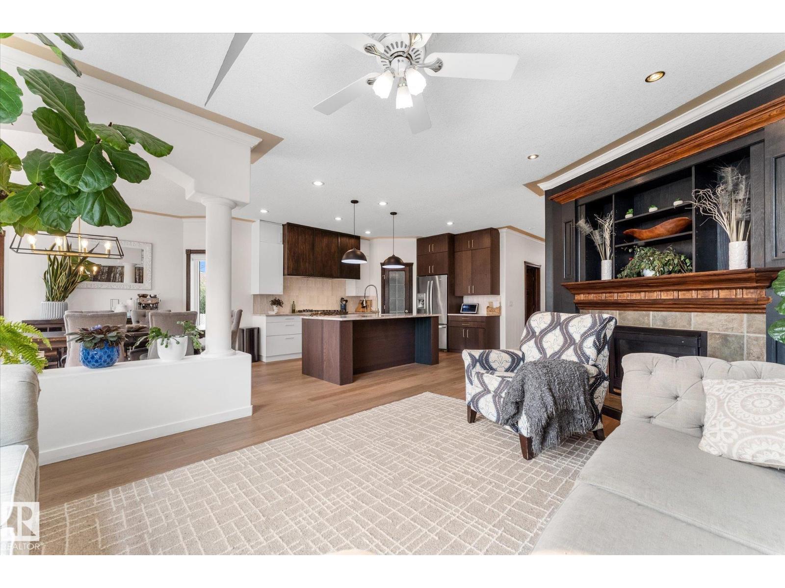 8704 165 Av Nw Property Photo 1