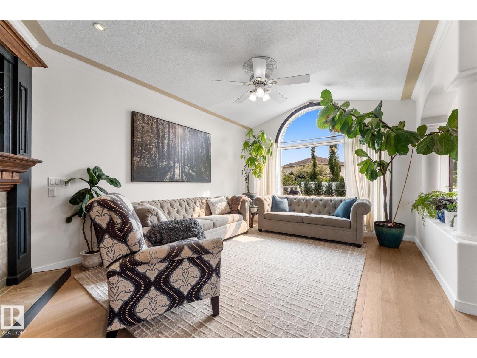 8704 165 Av Nw Property Photo 6