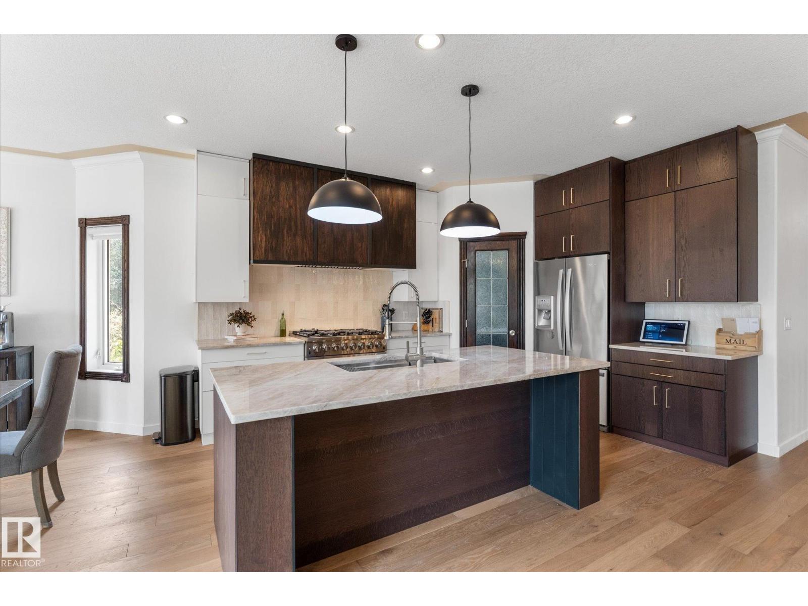 8704 165 Av Nw Property Photo 10
