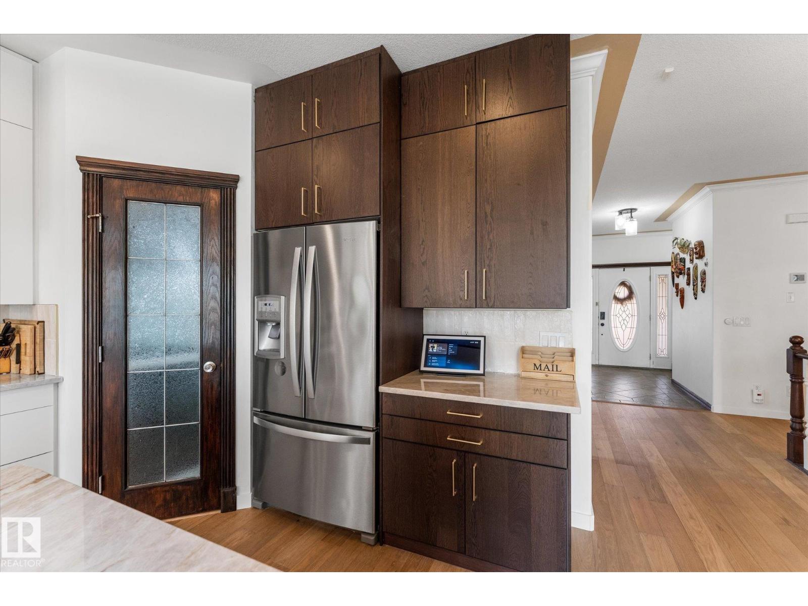 8704 165 Av Nw Property Photo 12