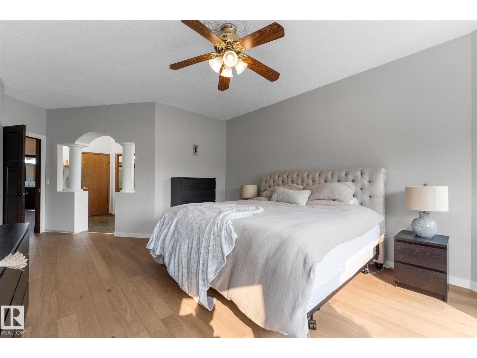 8704 165 Av Nw Property Photo 20