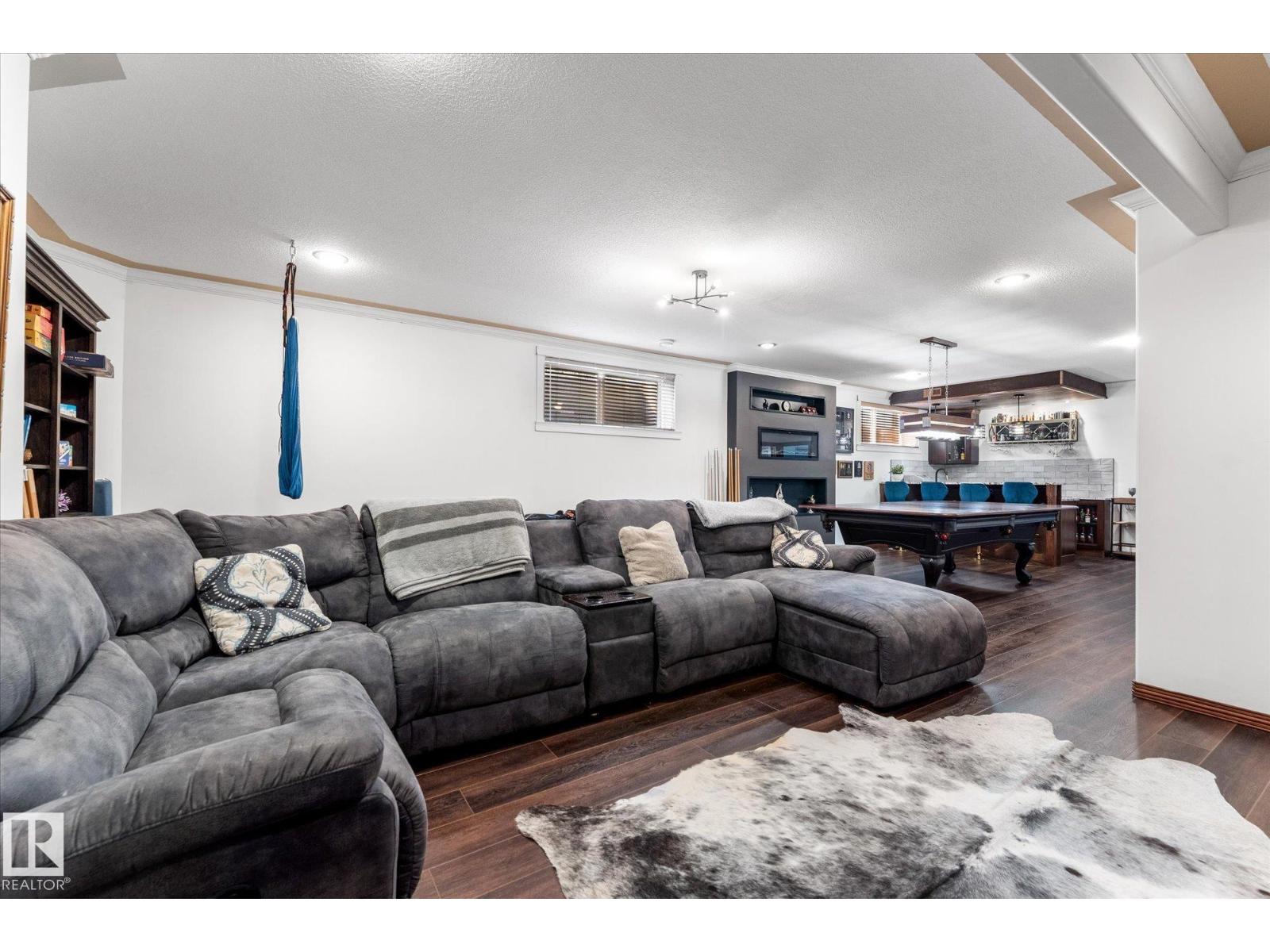 8704 165 Av Nw Property Photo 31