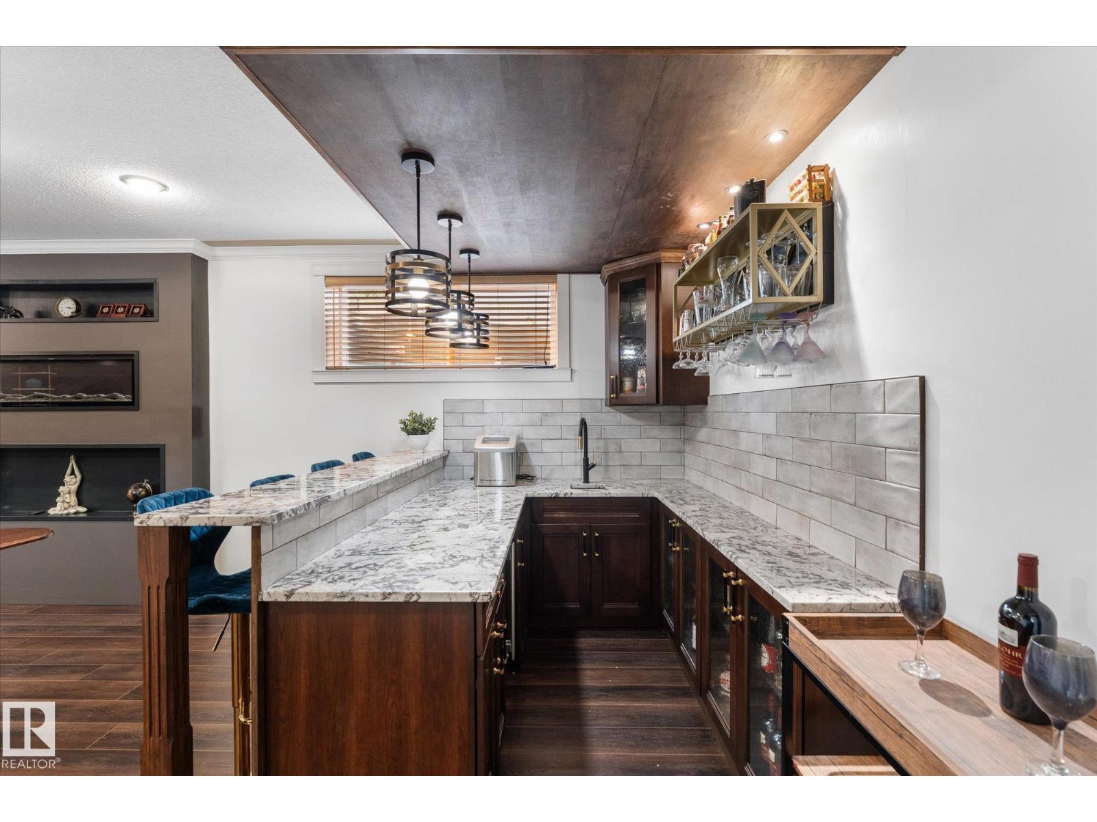 8704 165 Av Nw Property Photo 36